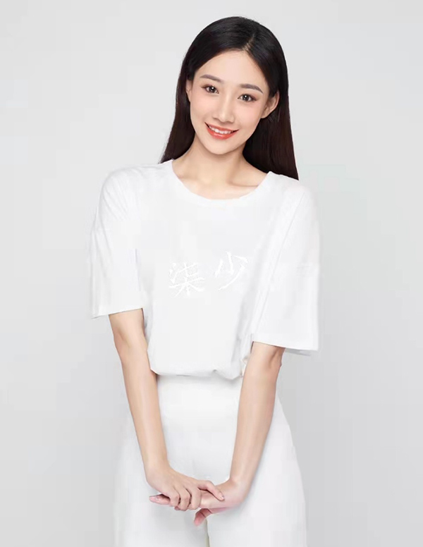 温哥华外围女大学生